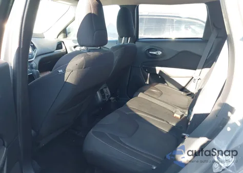 2016 Jeep Cherokee Latitude из США, поврежденный, VIN 1C4PJMCS2GW327510